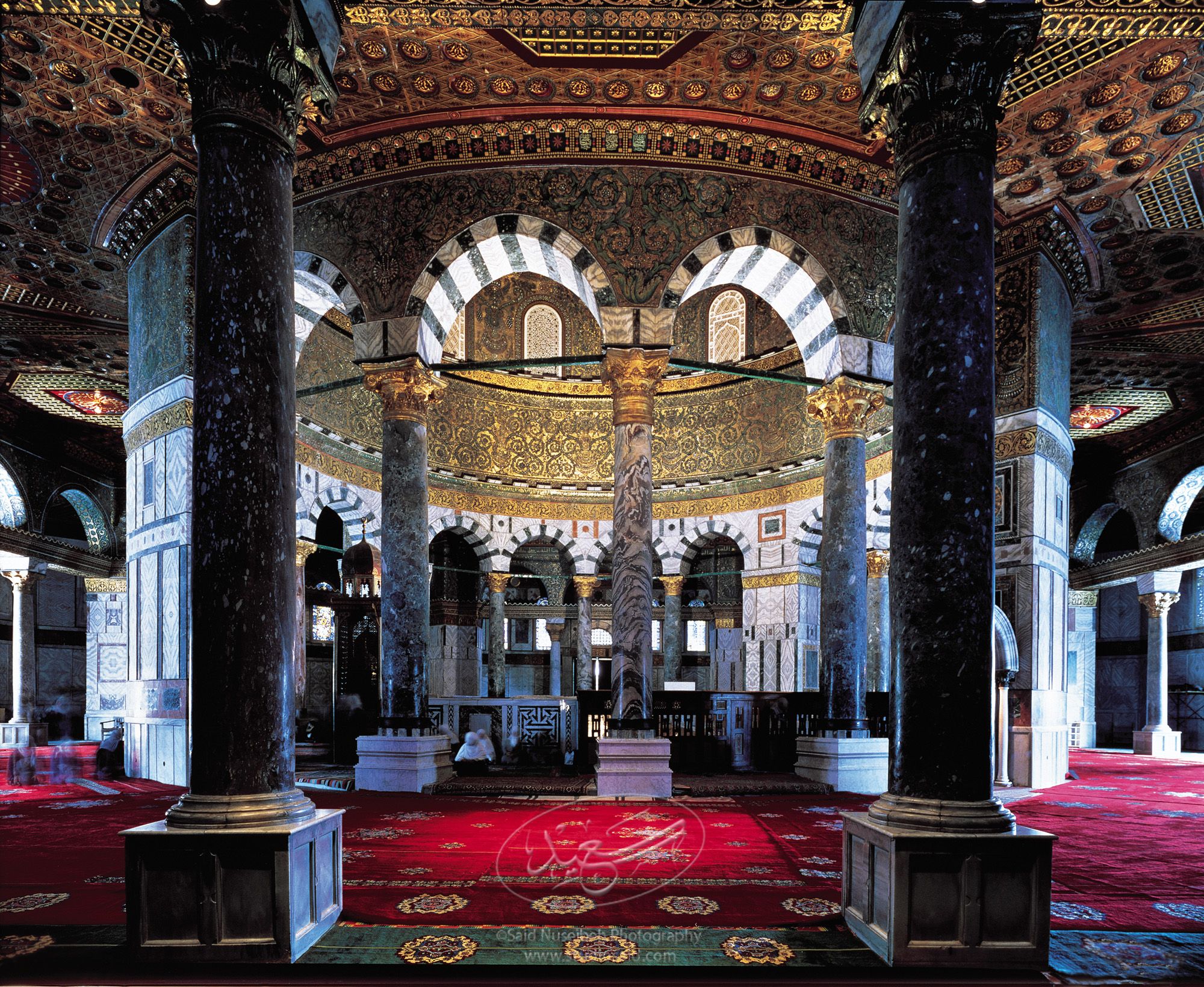 <i>Qubbat al-Sakhra</i> / Dome of the Rock. In the <i>Masjid al-Aqsa</i>, Old City Jerusalem <i>alQuds</i>.