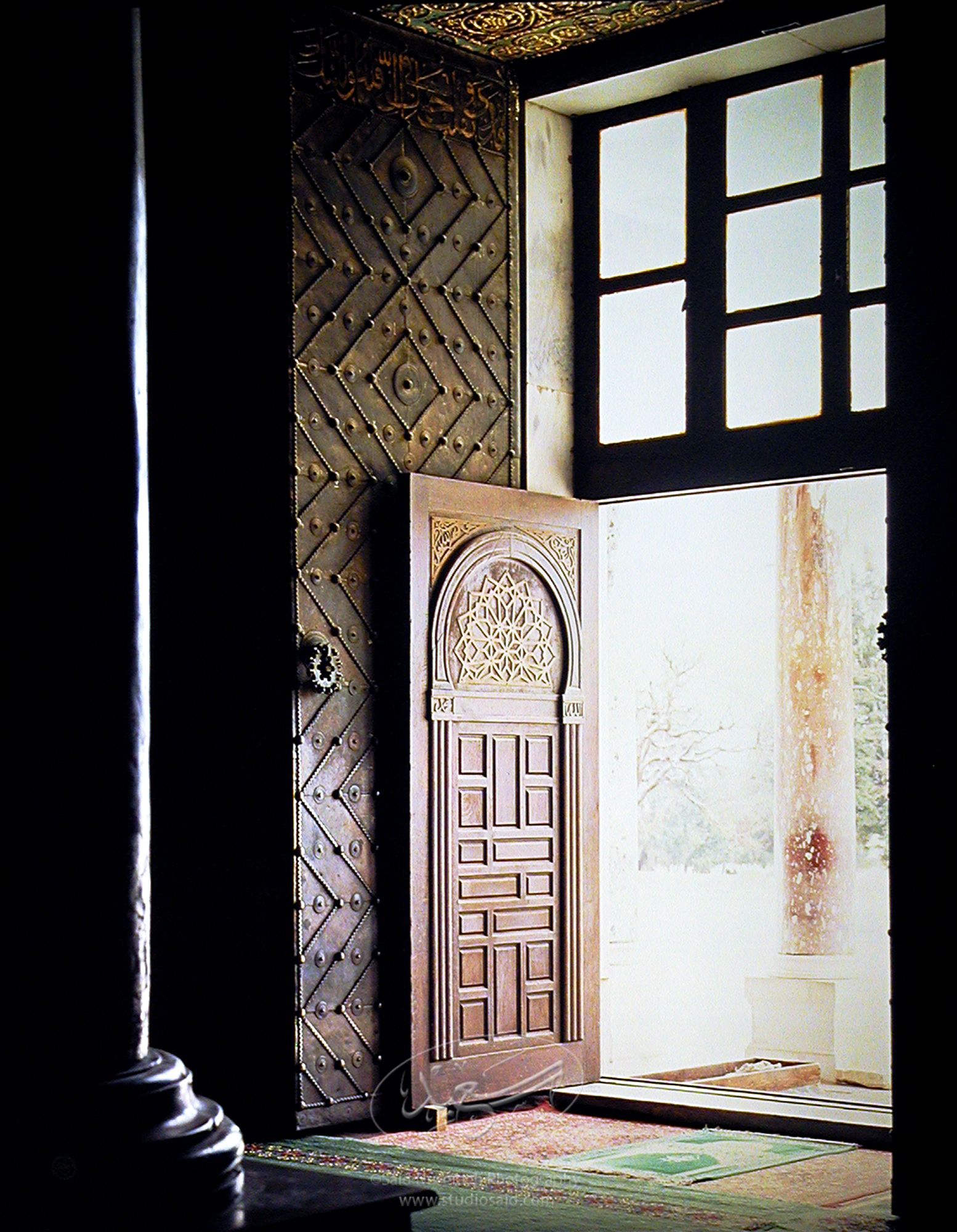 <i>Qubbat al-Sakhra</i> / Dome of the Rock. In the <i>Masjid al-Aqsa</i>, Old City Jerusalem <i>alQuds</i>.