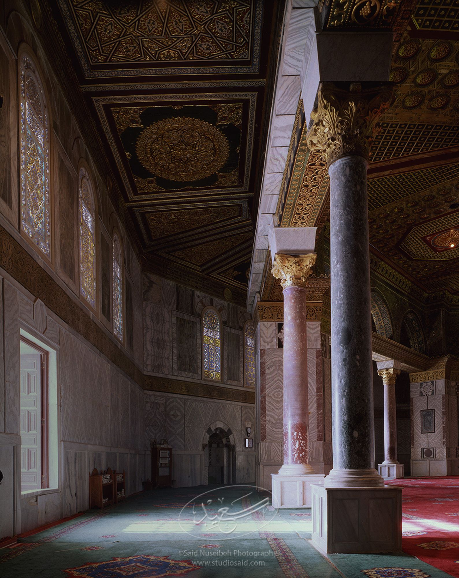 <i>Qubbat al-Sakhra</i> / Dome of the Rock. In the <i>Masjid al-Aqsa</i>, Old City Jerusalem <i>alQuds</i>.