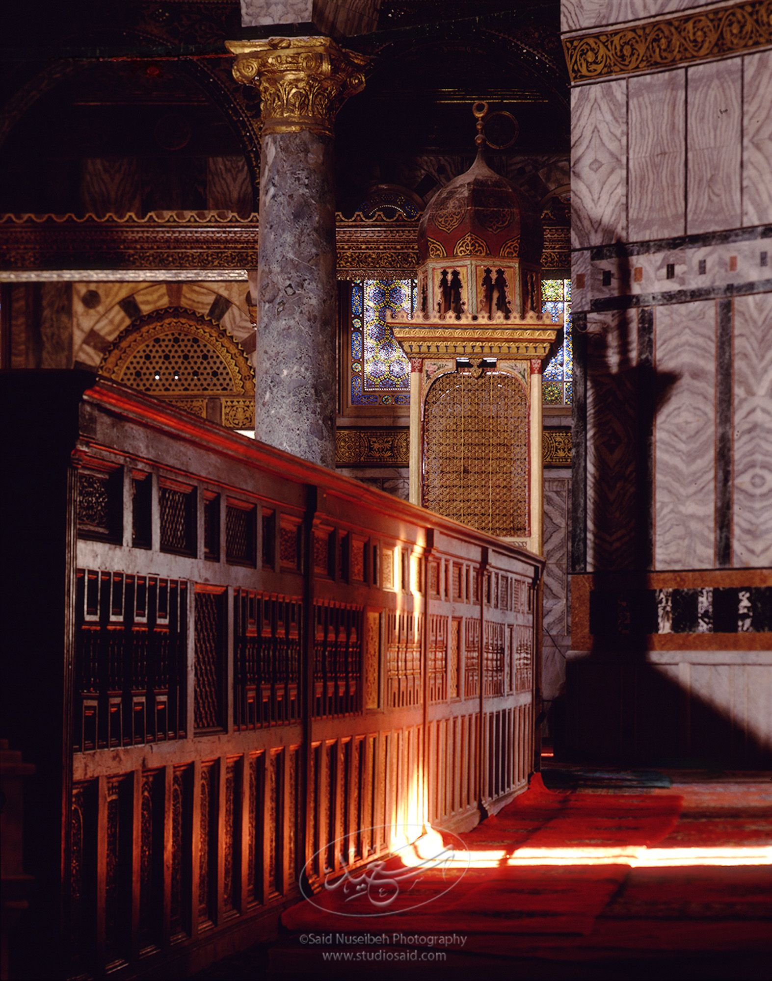 <i>Qubbat al-Sakhra</i> / Dome of the Rock. In the <i>Masjid al-Aqsa</i>, Old City Jerusalem <i>alQuds</i>.