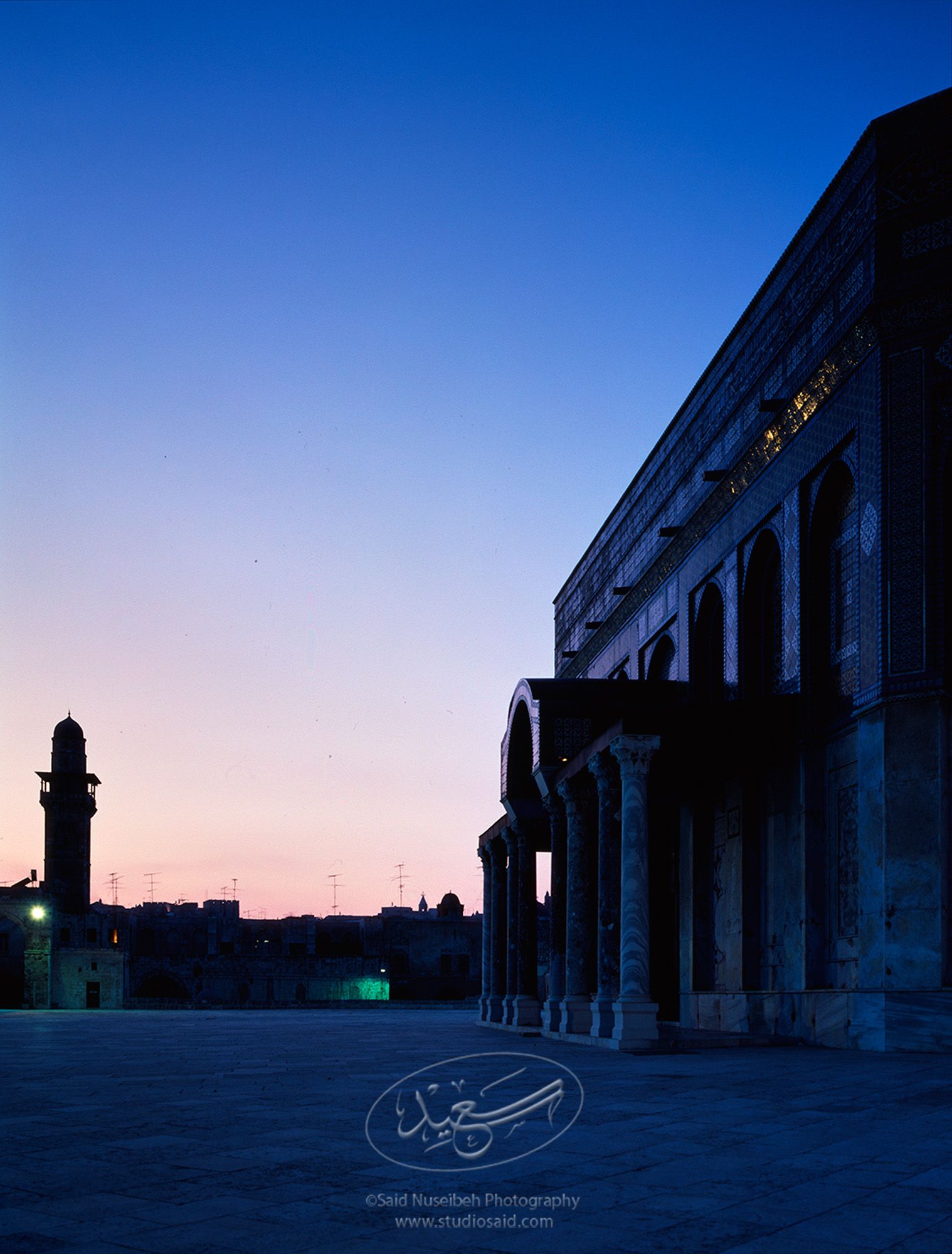 <i>Qubbat al-Sakhra</i> / Dome of the Rock. In the <i>Masjid al-Aqsa</i>, Old City Jerusalem <i>alQuds</i>.