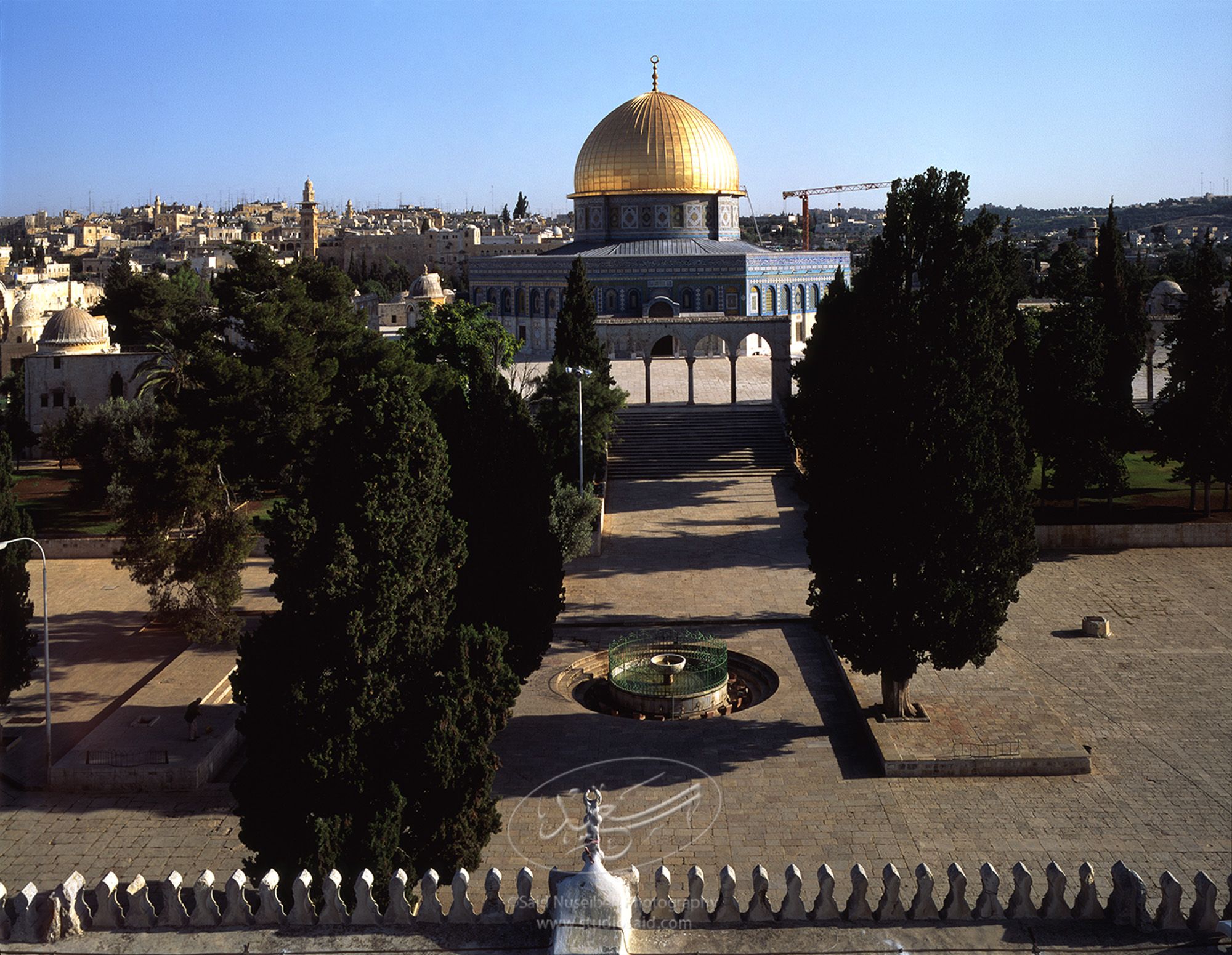 <i>Qubbat al-Sakhra</i> / Dome of the Rock. In the <i>Masjid al-Aqsa</i>, Old City Jerusalem <i>alQuds</i>.