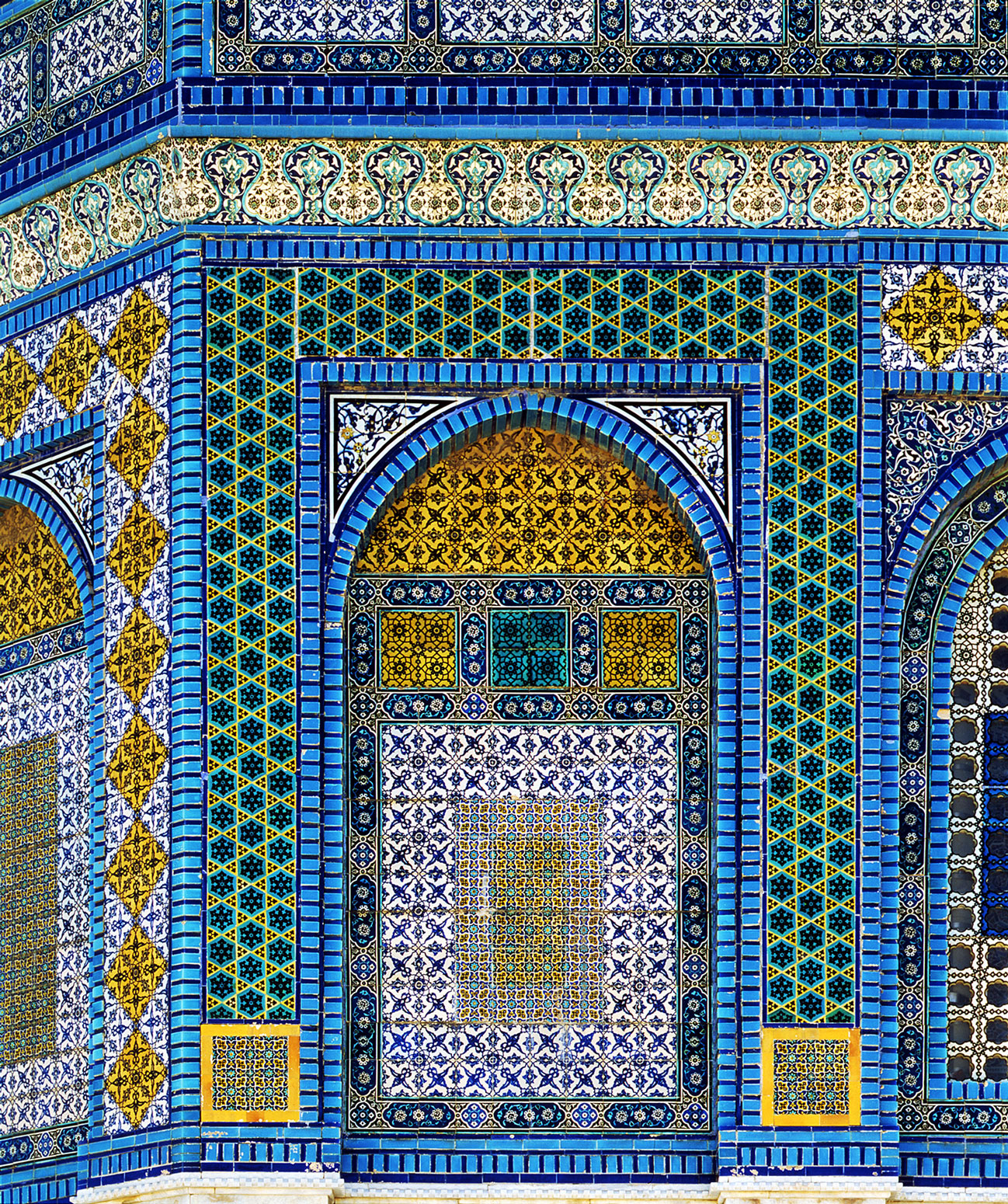 Bay and framing bands with corner of octagon. <i>Qubbat al-Sakhra</i> / Dome of the Rock